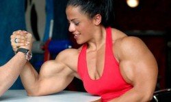 Как победить в армрестлинге, если соперник сильнее ?