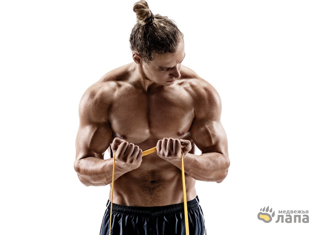 Как тренировать грудные мышцы с помощью ленты эспандера